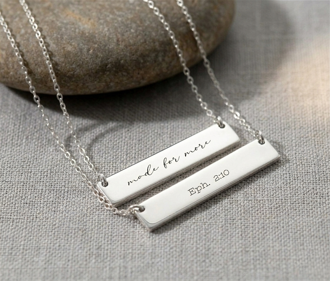 MADE FOR MORE NECKLACE BAR